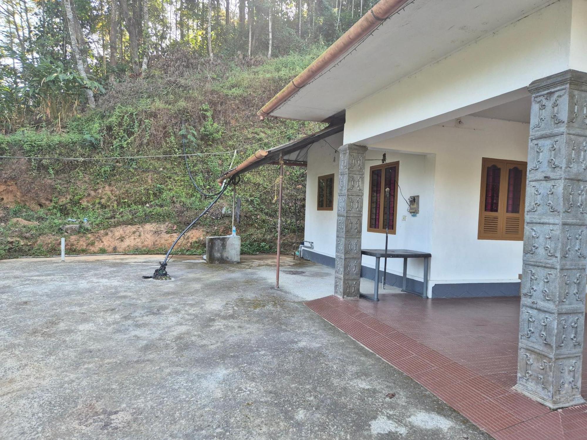 Anivilla Holiday Home Kunjithanny Anachal Kültér fotó